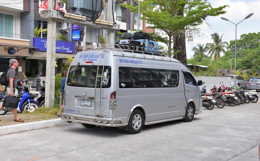 Travel from Koh Lipe to Hat Yai Town by speed boat and shared minivan