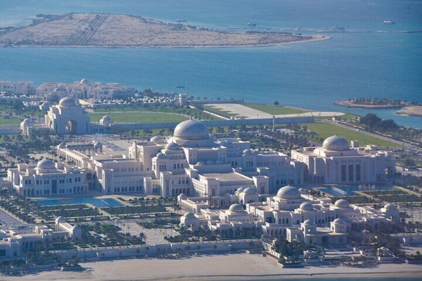 Abu Dhabi Helicopter Tour