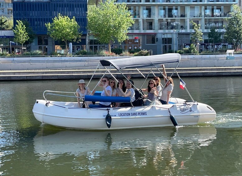 Picture 4 for Activity Lyon: rent an electric boat