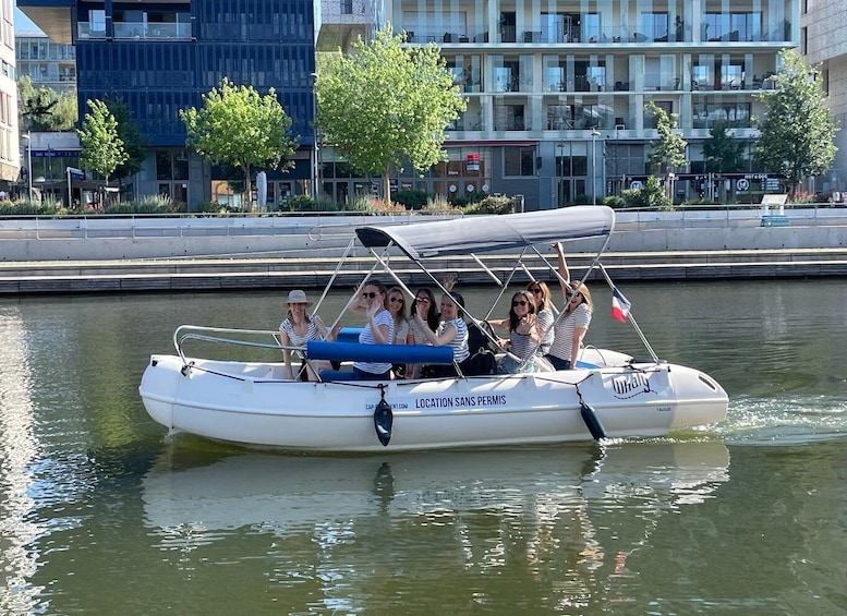 Picture 4 for Activity Lyon: Electric Boat Rental Without a License