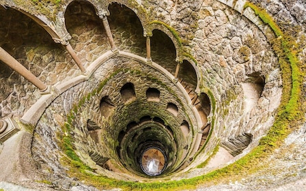 Sintra: Quinta da Regaleira Skip-the-Line Eintritt mit Gastgeber