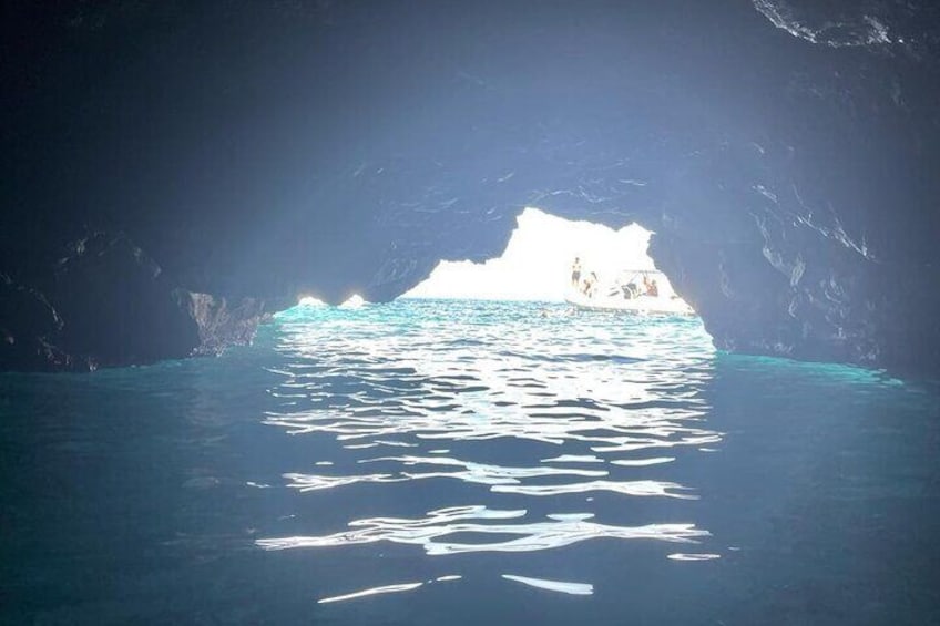 Excursions to the Egadi Grotta degli Innamaorati