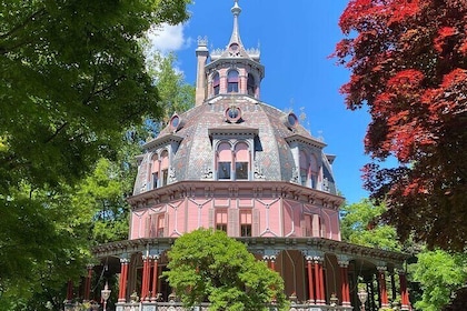 Private Tour of The Armour-Stiner Octagon House in New York