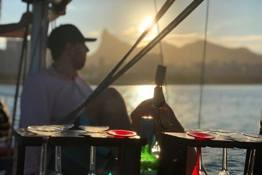 Open Sunset Sailing Tour
