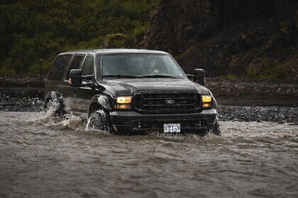 Private Full-Day Þórsmörk 4x4 Jeep tour