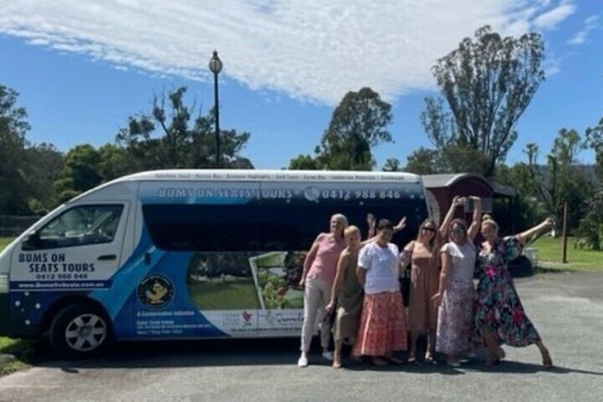 8-hour Guided Tour by Minivan on Mt Tamborine of Brisbane 