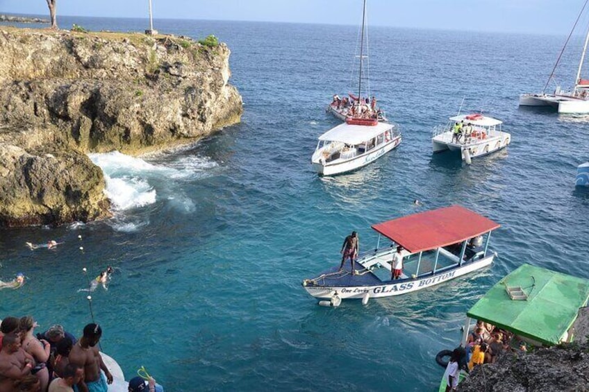 Ricks Cafe and Negril Seven Miles Beach Irie Tour