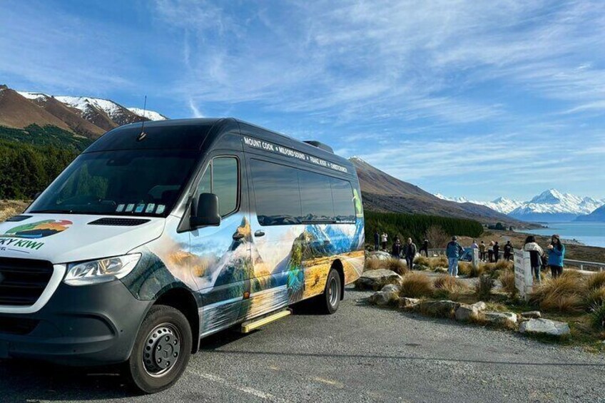 Mt Cook to Queenstown Small Group Tour (One-Way)