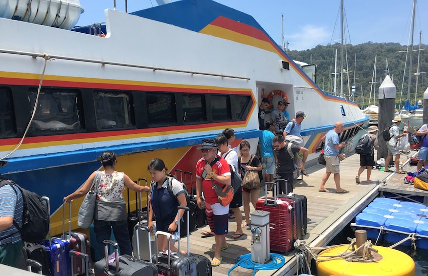 Travel from Langkawi to Koh Lipe by ferry