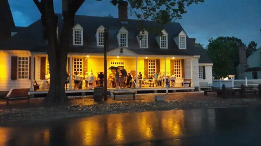 Colonial Williamsburg Ghost Stories and Walking Tour
