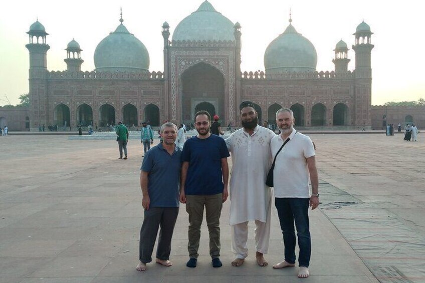 Badshahi Mosque