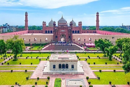 2 Days Private Guided Tour in Lahore