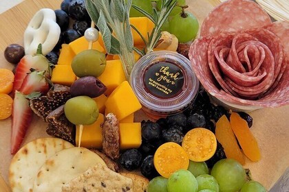 90 Minute Cocktails & Charcuterie Class in the Heart of Atlanta