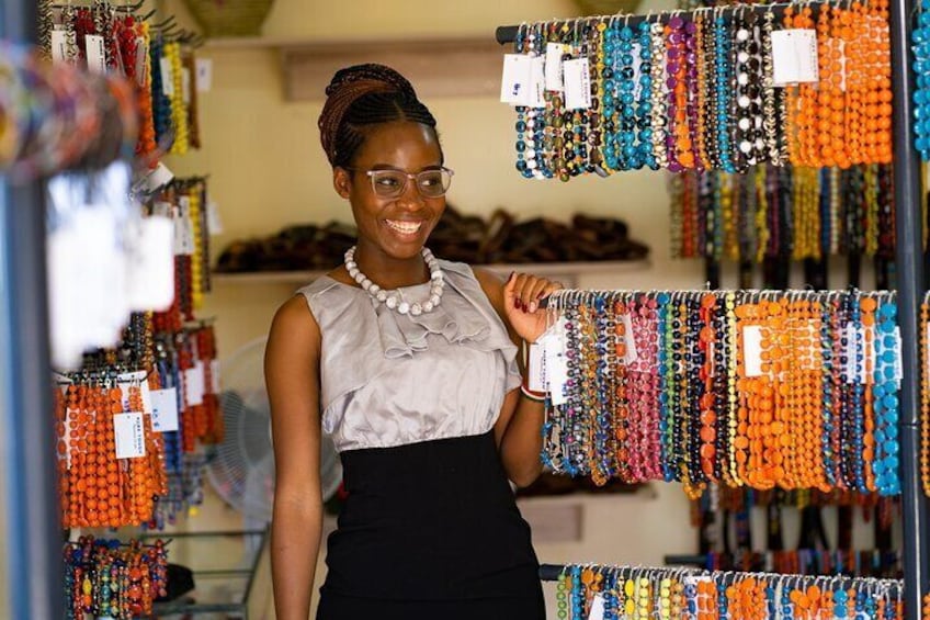 Beads factory and souvenir shopping tour