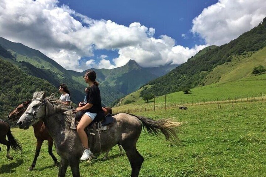 Horse riding tour in Kazbegi