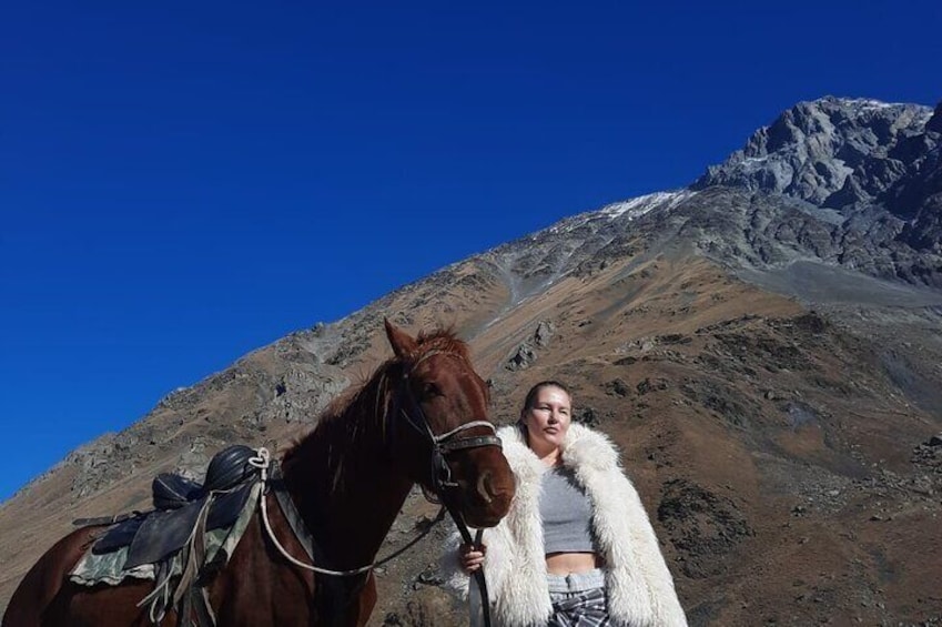 Horse riding tour in Kazbegi