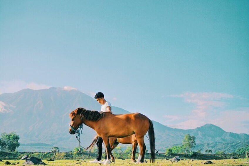 Horse riding tour in Kazbegi