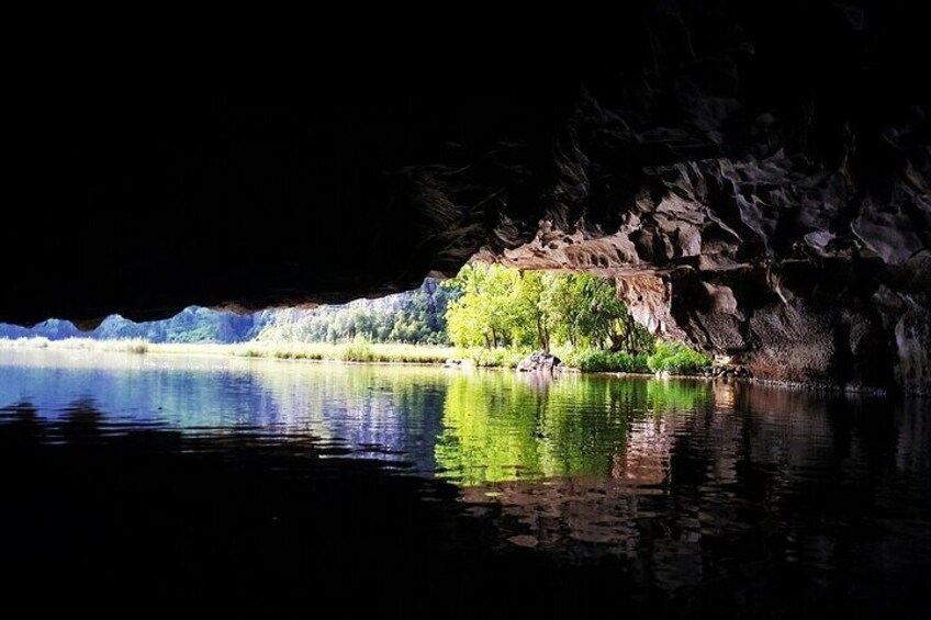 Ninh Binh Legend Group 9 (Trang An- Bich Dong- Mua cave- Biking)