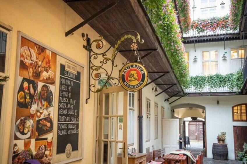 Bratislava: Tasting Experience at House of Beer