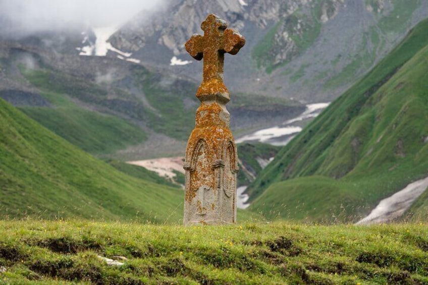 One day Tour in Kazbegi Mountains 