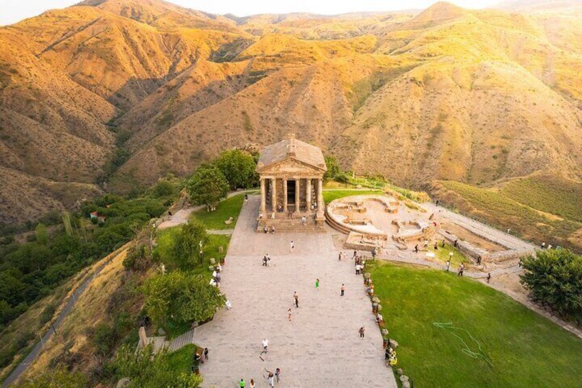 From Yerevan: Pagan temple Garni, Unesco Heritage Geghard