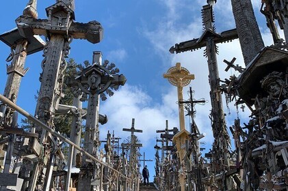 5,5 Hour Shared Tour to Hill of Crosses from Riga