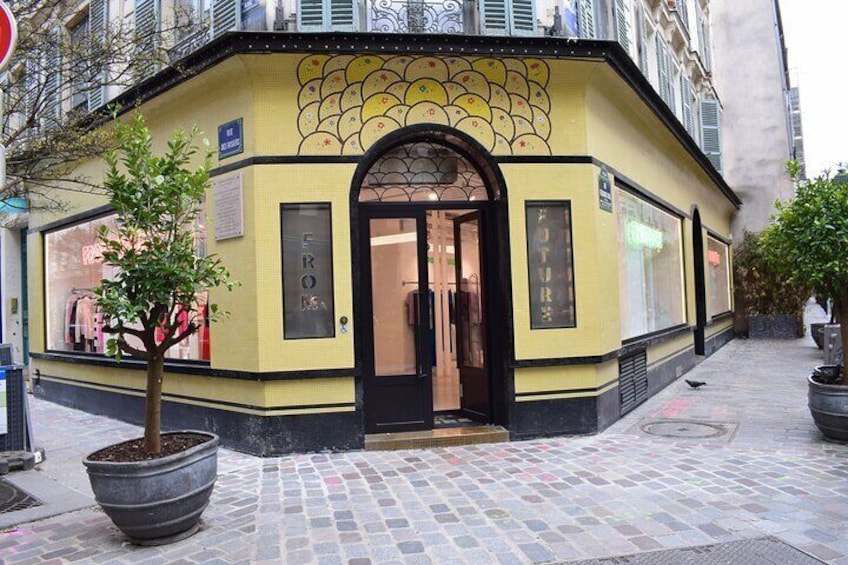 2-Hour Jewish History Guided Tour In Marais