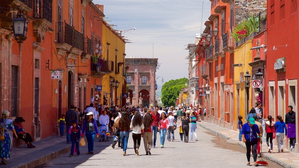 Queretaro, Guanajuato & San Miguel de Allende from Mexico City Tour & Hotel