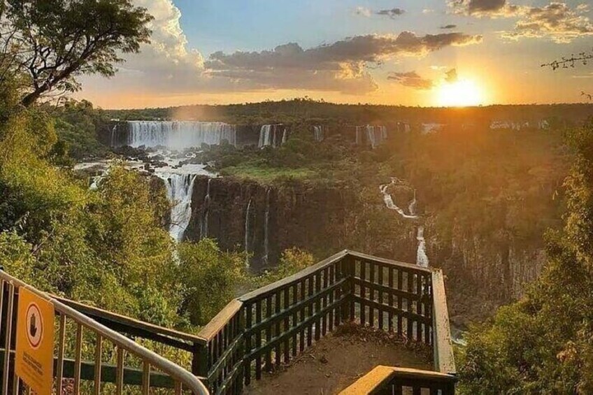 Full Day Iguassu Falls Both Sides -Argentina and Brazil 