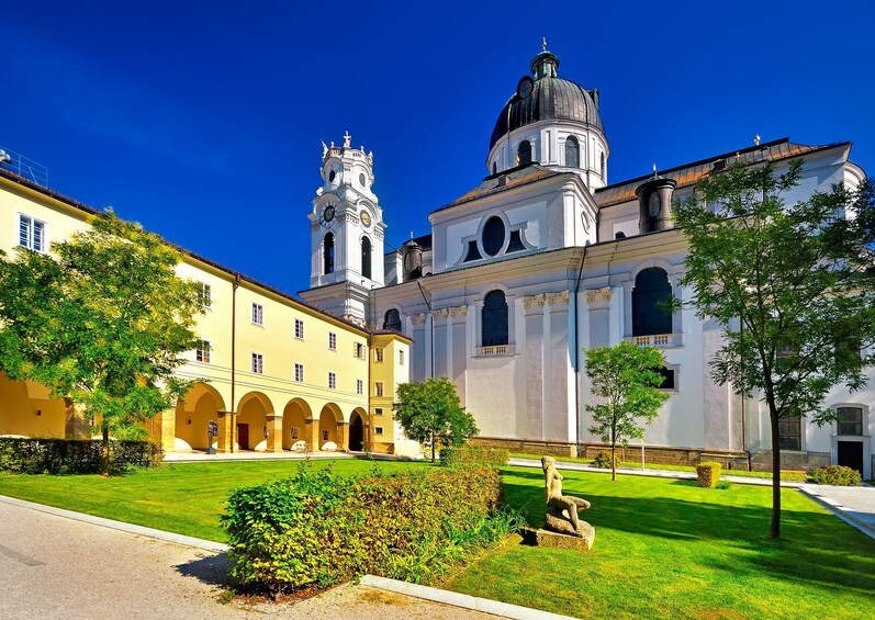 Salzburg In-App Audio Tour: a Historic Walk Through the Charming Old Town