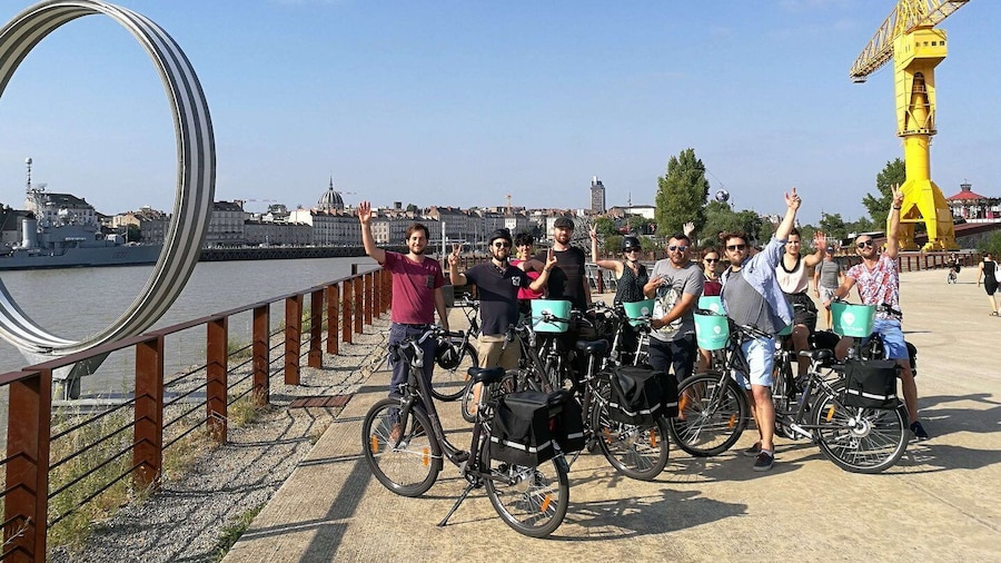 Nantes: Panoramic Tour by Electric Bike