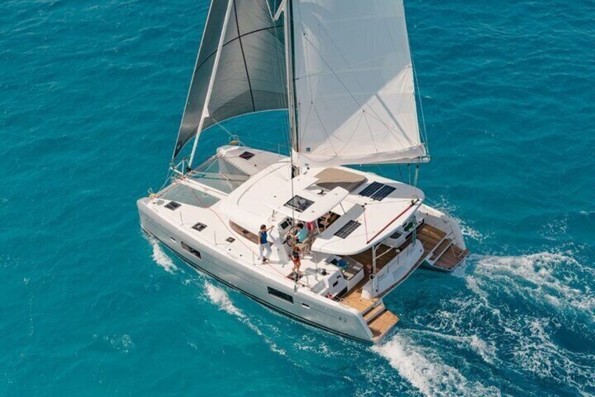 Private tour on a LUXURY Catamaran (Sunset and Wine Tour)