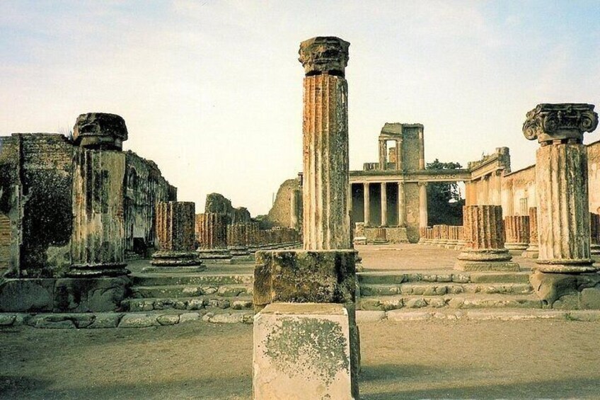 Pompeii half day tour from Naples
