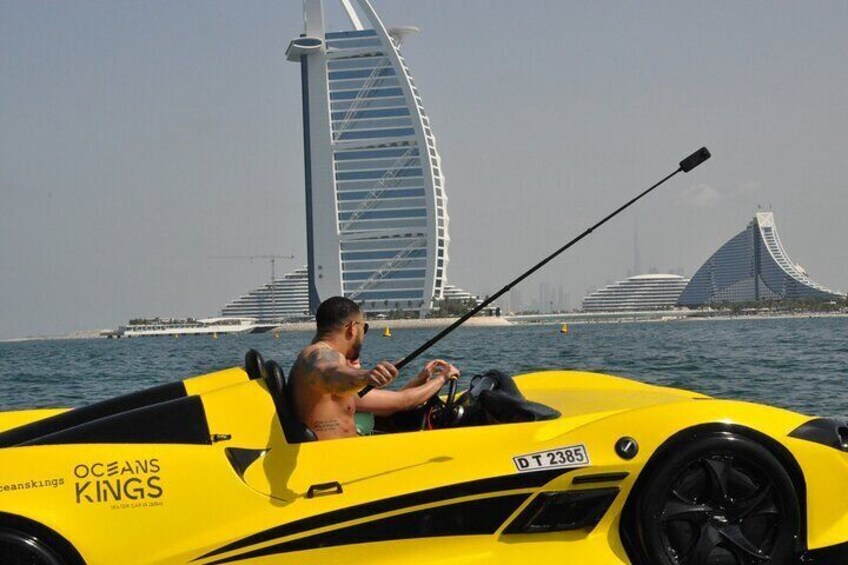 Jet Car in Dubai Private Tour 60min: Burj Al Arab to Atlantis