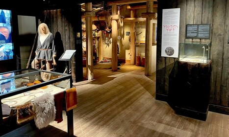 Stockholm: Die Ausstellung des Wikingermuseums und der Ritt der Wikinger