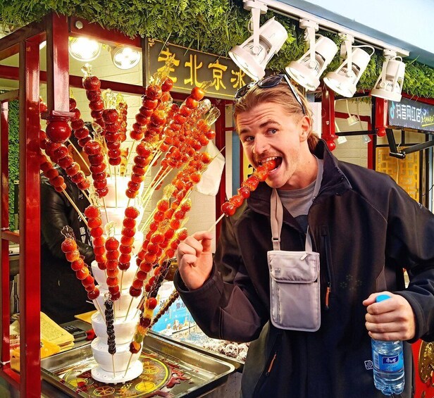 Picture 3 for Activity Shanghai Foodie Tour Through Old Town & Beyond