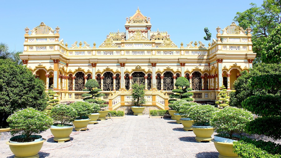 Vĩnh Tràng Temple in Vietnam