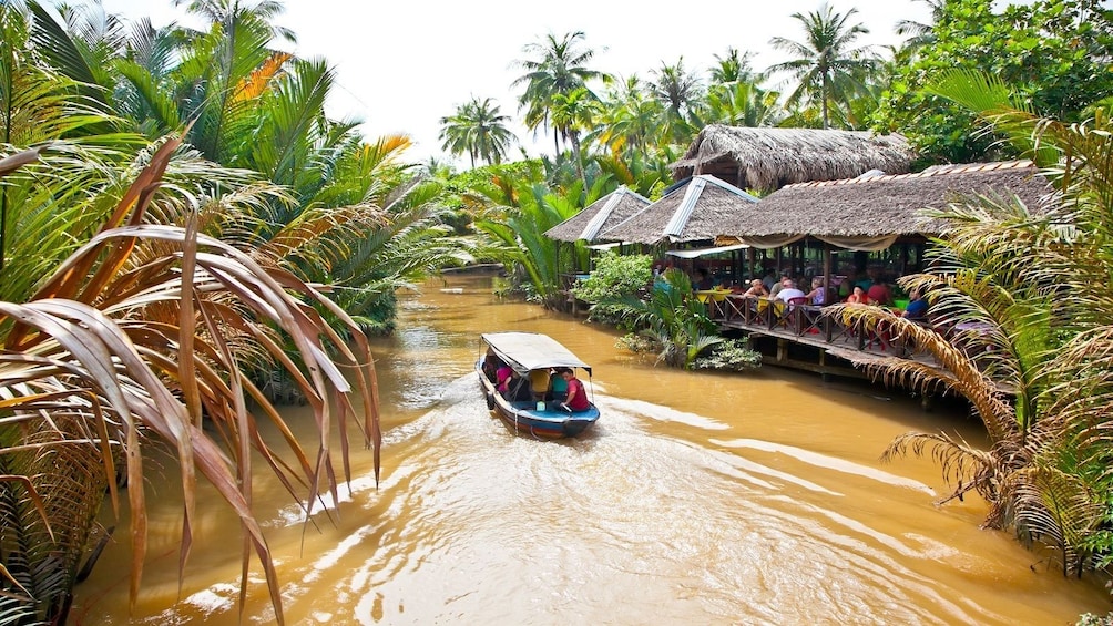 Full-Day Guided Sightseeing Tour to Ben Tre & the Mekong Delta with Lunch