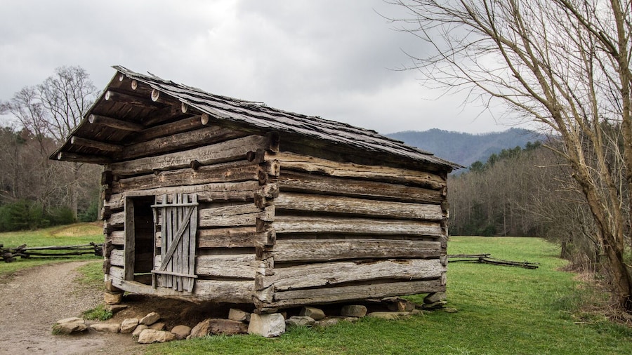 Great Smoky & Cades Cove Self-Guided Driving Audio Tour Bundle