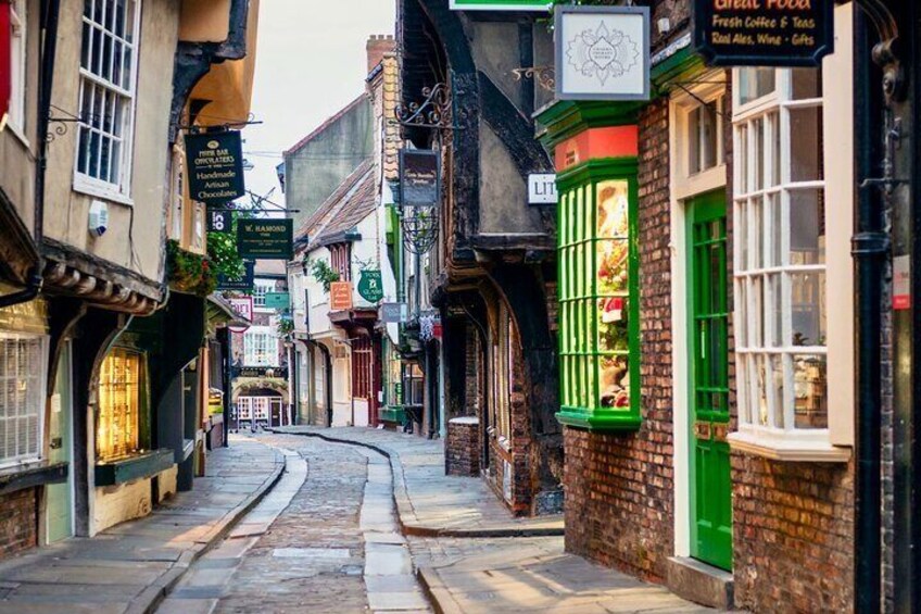 York Historical Gems Tour & A Taste of York Chocolate