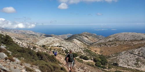 Naxos: ปีนขึ้นไปบนยอดเขา Cyclades - Mount Zas