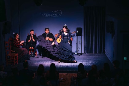 visit estadio mestalla Valencia: Palosanto Flamenco Show Ticket