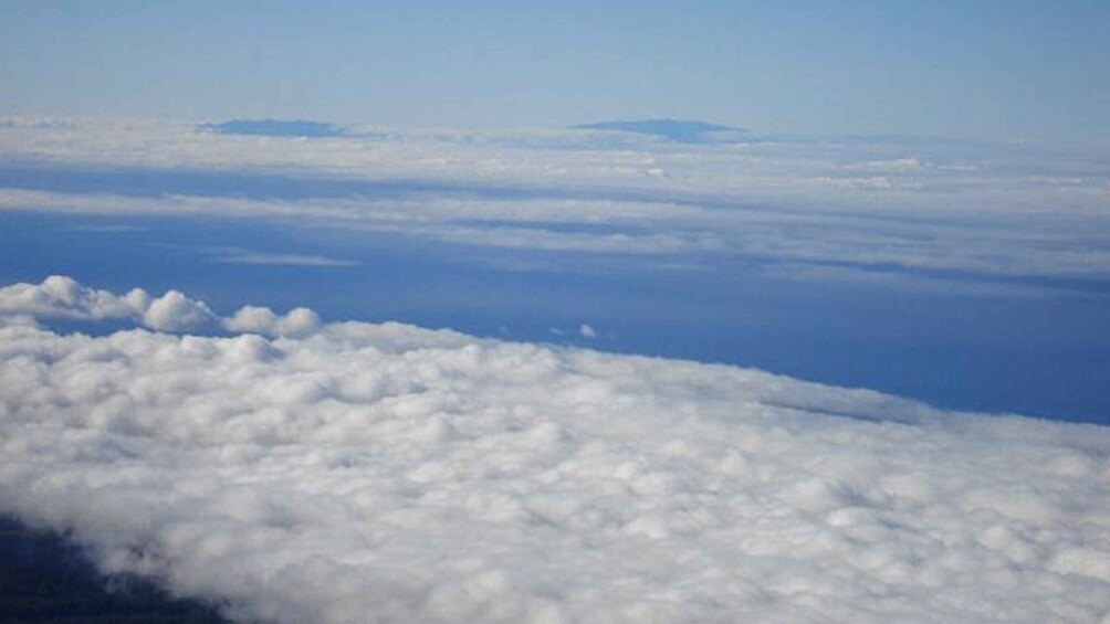 Picture 1 for Activity Tenerife: Mount Teide Sunset and Stars Tour with Cable Car