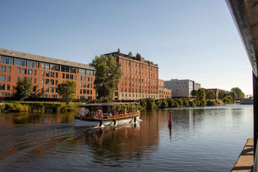 Picture 2 for Activity Montreal: Exclusive Electric Boat Tour on Lachine Canal