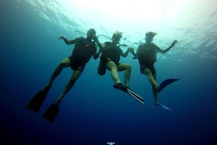 Discover Scuba Diving in Dharavandhoo