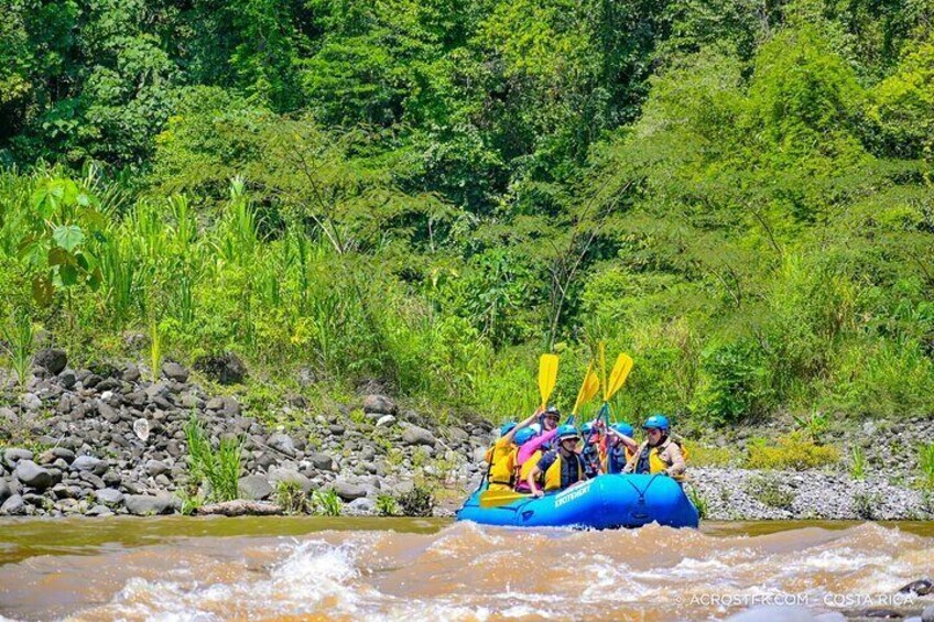 Full Day Pacuare River Rafting Experience