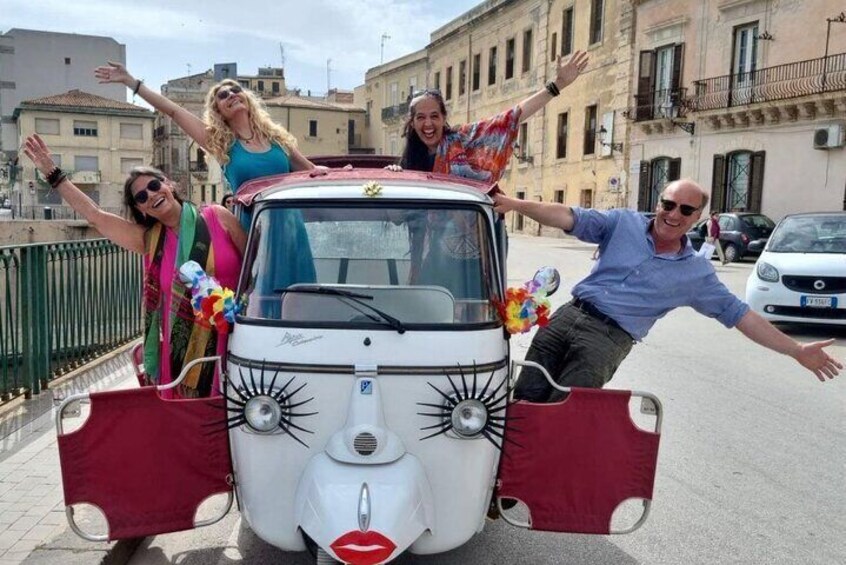 Tuk Tuk tour in Siracusa 