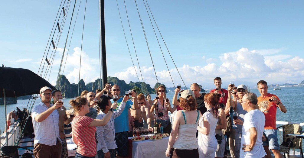 Picture 18 for Activity Hanoi: Halong Bay 2-Day Luxury Cruise with Private Balcony