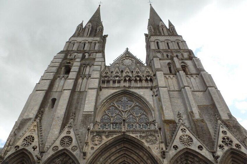 Full Day Private Tour of Bayeux, Gold Beach & Atlantic Wall