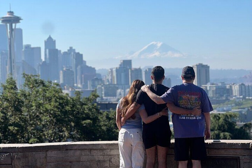 Mt Rainier Full day (LUXURY SUV GROUP OF 6 Max)